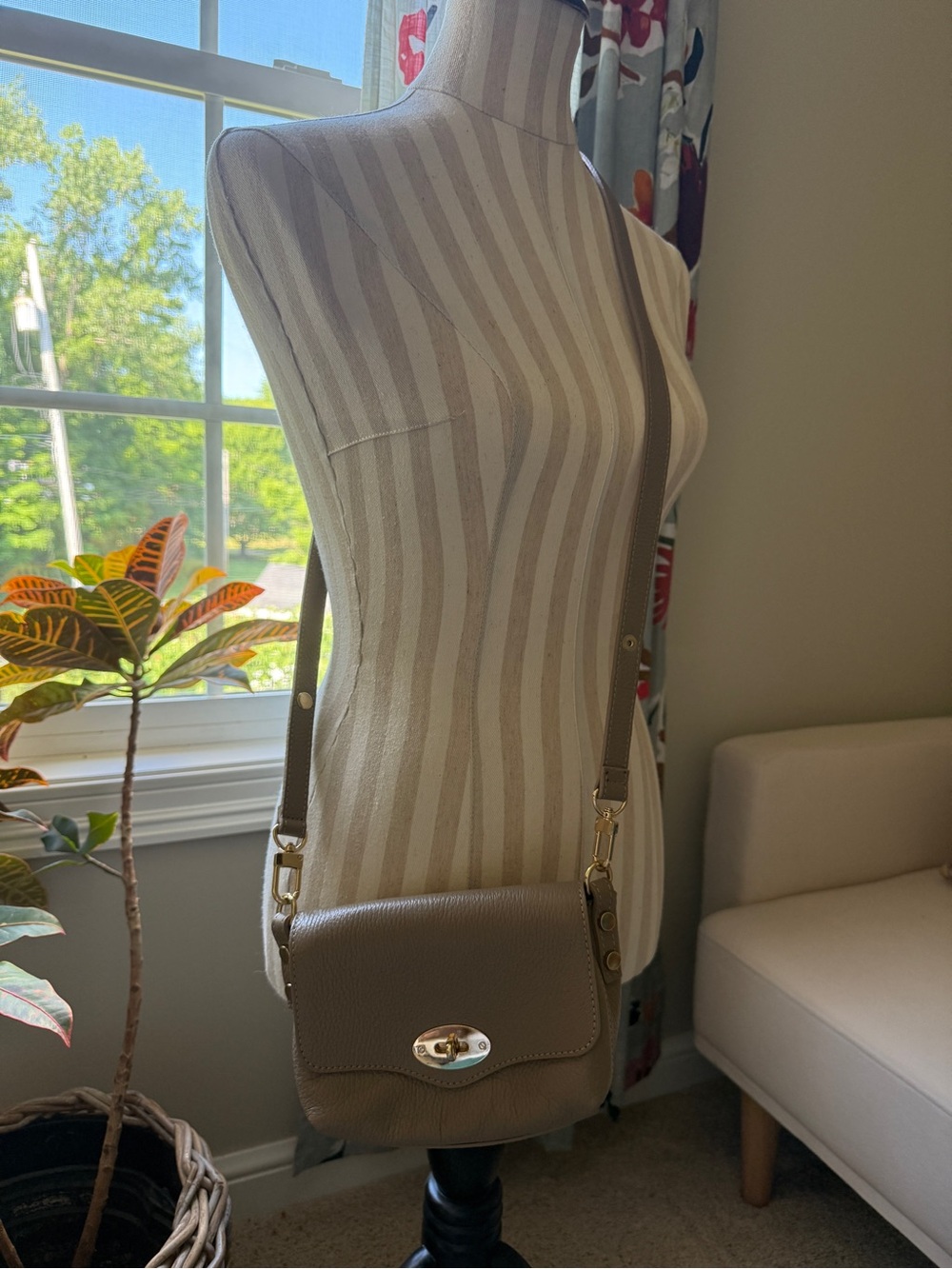Apatchy London Maddie Taupe Leather Crossbody Bag with Gold Hardware